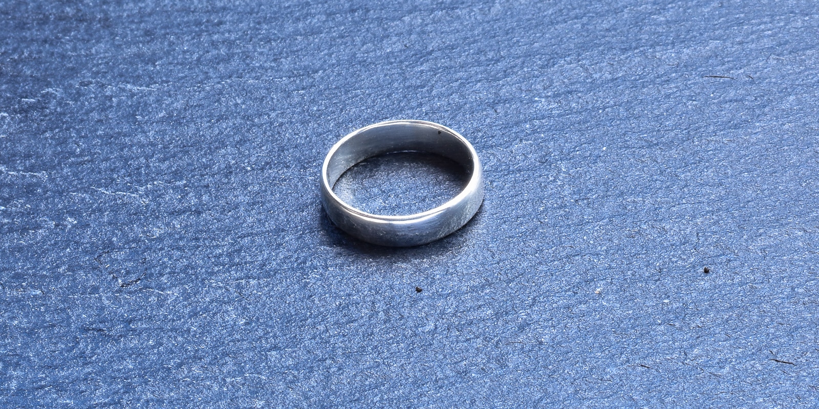 Ring leises Licht Header