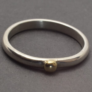 Silberring mit Goldakzent, angenehm rund header